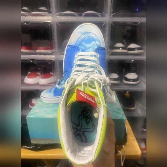 Vans Chuck Taylor Hi SpongeBob SquarePants Size 10.5 - Picture 6 of 7